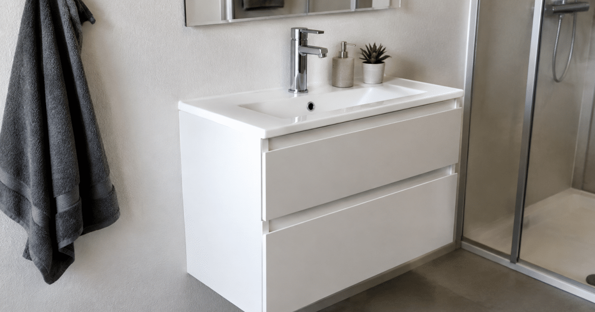 Meuble salle bain blanc fixe mur plâtre chevilles